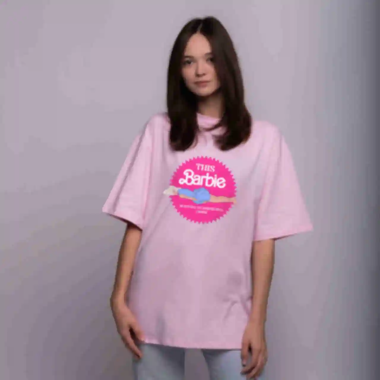 Футболка OVERSIZE №5 • Барбі з Екзистенційною кризою, світло-рожеваФото №5