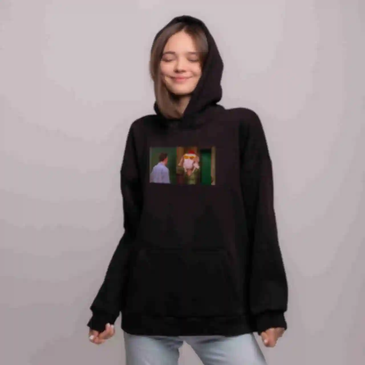 Худи OVERSIZE №15 • Индейка • Friends, черный. Фото №2