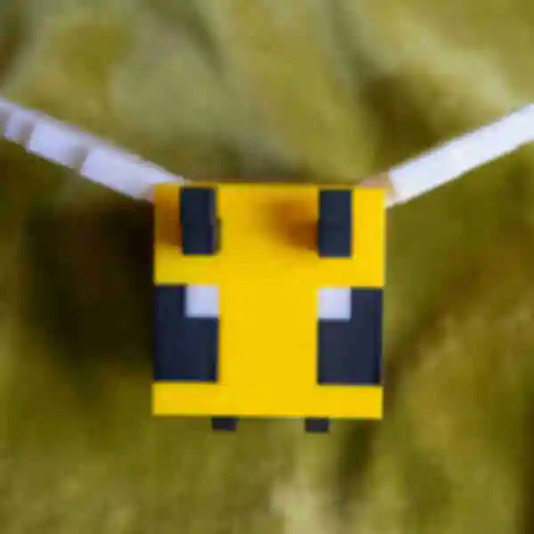 Фігурка Бджілка по грі Minecraft ⦁ Подарунок Майнкрафт для геймера