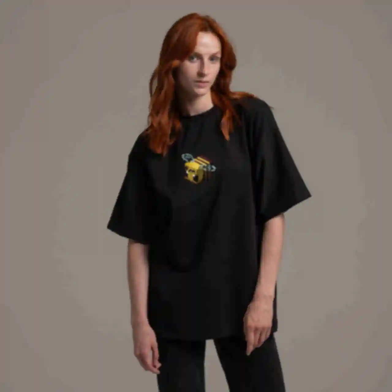 Футболка OVERSIZE №1 • Bee • Minecraft, черная. Фото №46